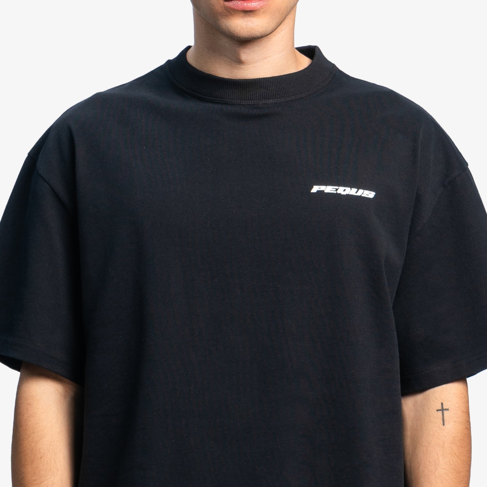 Plágia Chest Logo T-Shirt