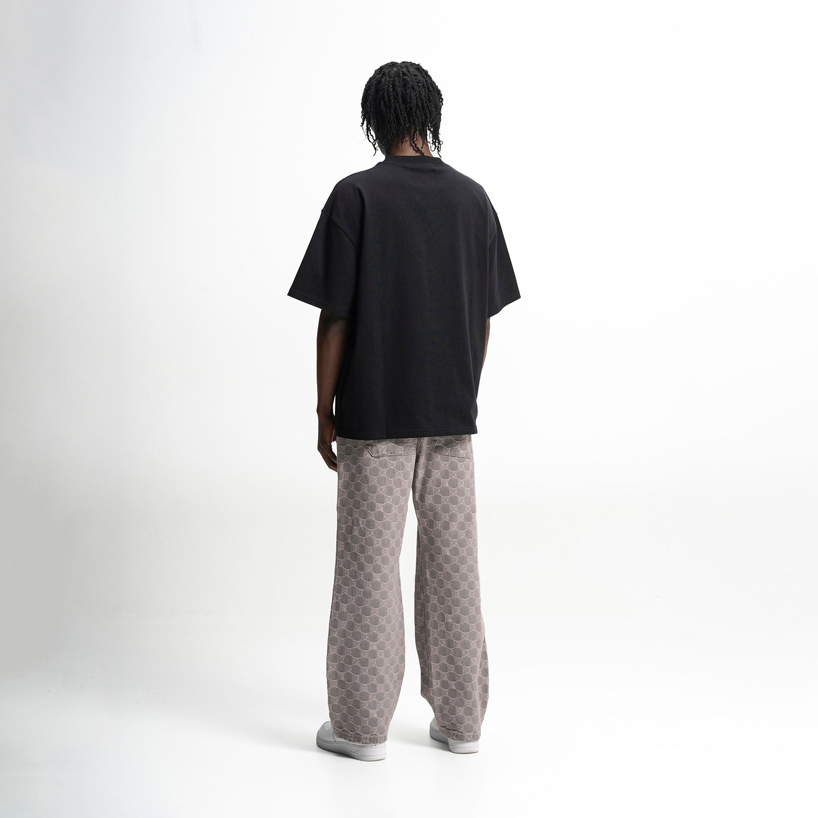 Pequs Glow Logo Graphic T-Shirt