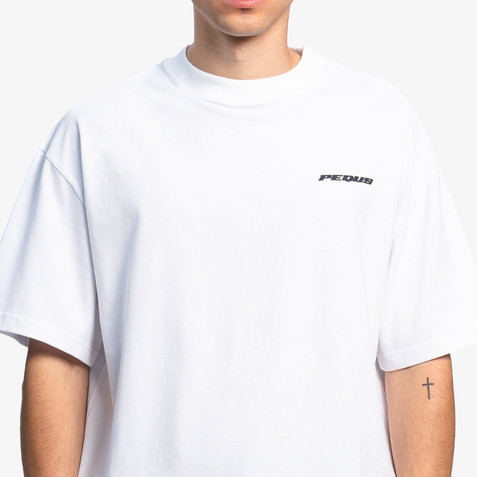 Plágia Chest Logo T-Shirt